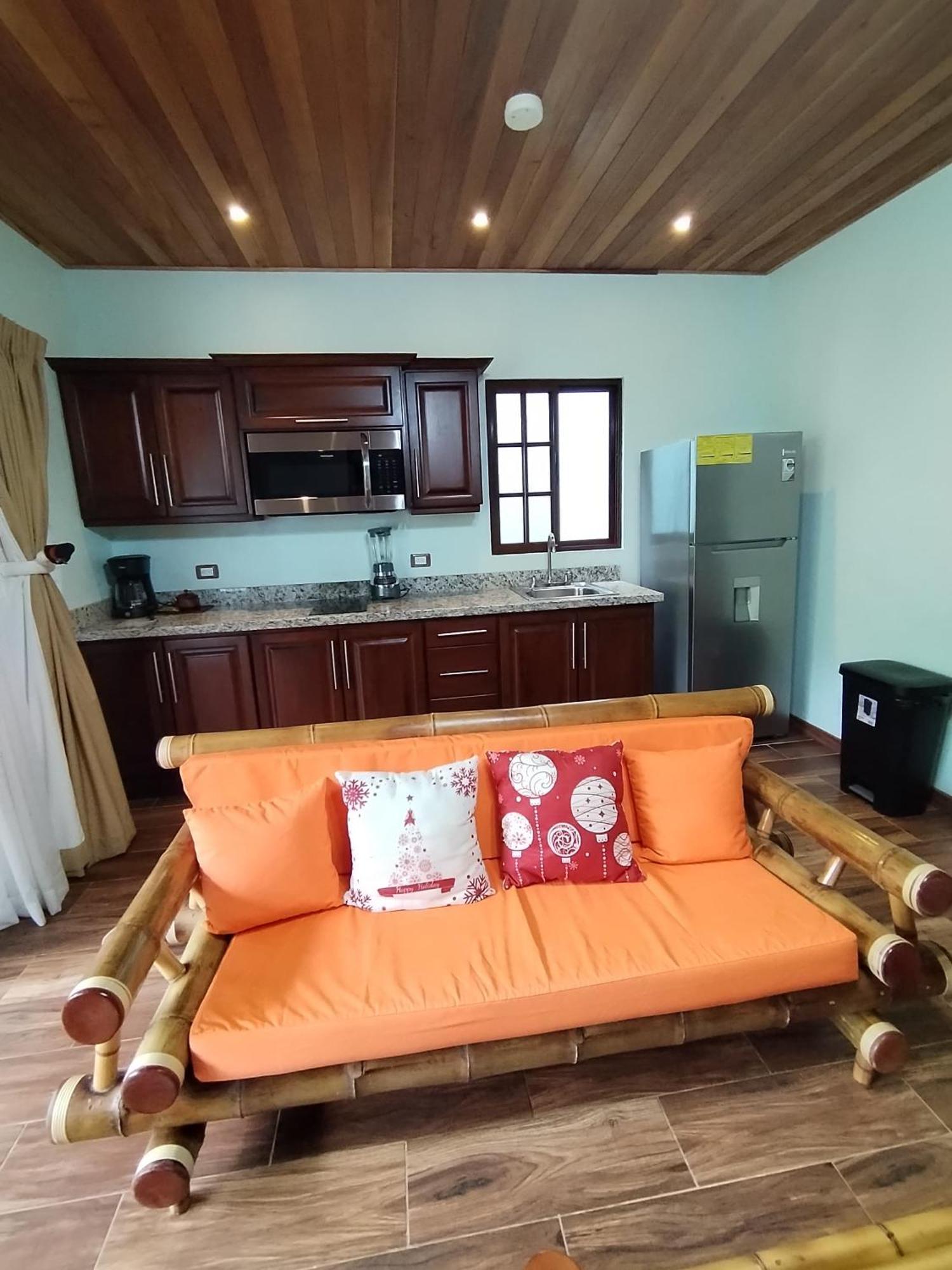 Bungalows Beachfront Hotel Punta Uva Luaran gambar