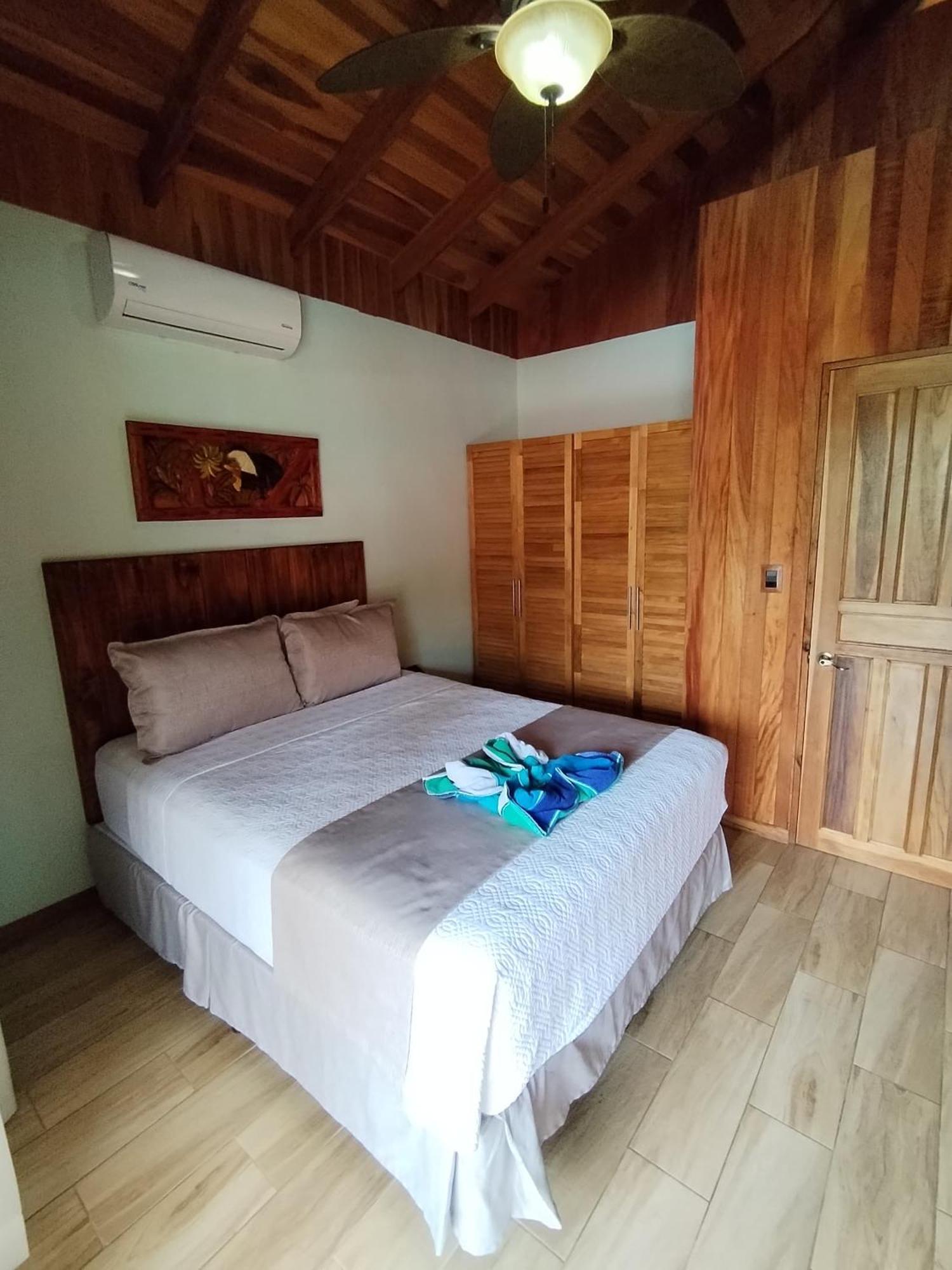Bungalows Beachfront Hotel Punta Uva Luaran gambar